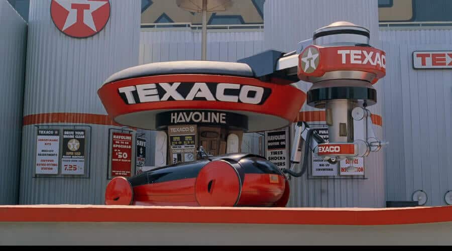 Texaco logo in BTTF2